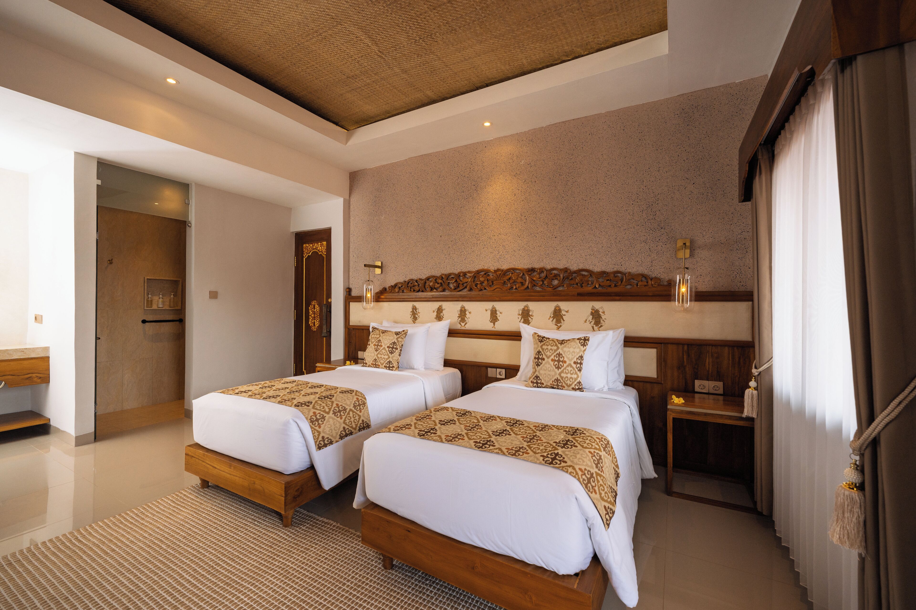 Kamar Double atau Twin Deluks | Minibar, brankas, setrika/meja setrika, dan Wi-Fi gratis