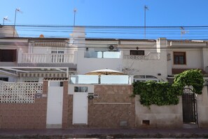Exterior - Torrevieja Spectacular Townhouse (Torrevieja)