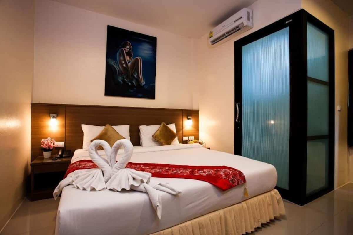 Deluxe Double or Twin Room, Balcony, Mountain View