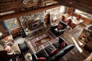 Fireplace, stereo, offices