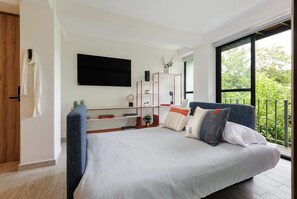2 chambres, bureau, Wi-Fi, literie fournie