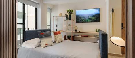 1 Schlafzimmer, Schreibtisch, WLAN, Bettwäsche