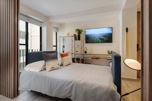 1 habitación, escritorio, wifi y ropa de cama