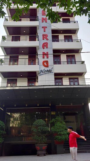 Front of property - Huyen Trang 1 Hotel Hue - by BAY LUXURY (Hue)