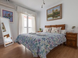 3 Schlafzimmer, Bügeleisen/Bügelbrett, WLAN