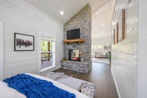 1 bedroom, iron/ironing board, free WiFi, bed sheets - Under the Stars: Secluded, Hot Tub, Firepit, Pets, Games (Broken Bow)