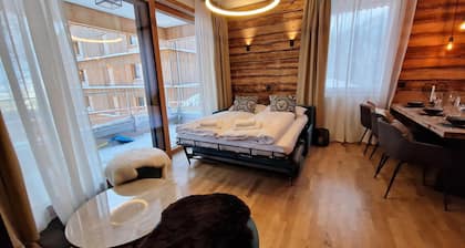 Luxurious apartment with sauna next to the slope