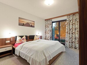 5 bedrooms, Internet