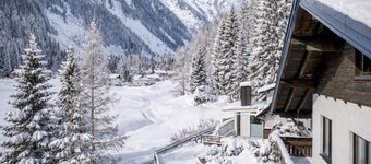 Country house between ski resorts and mountains