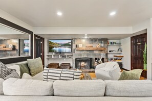 Smart TV, fireplace, video games, books