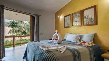 4 chambres, bureau, Wi-Fi gratuit, draps fournis