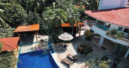 Casa Bravo – Garden Oasis Steps from La Ropa