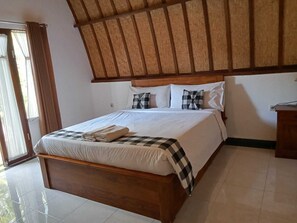 Deluxe Double Room, Garden View | Soundproofing, free WiFi - Ratu Cottage by OurStory Travels (Penida Island)