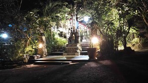 Front of property - Ratu Cottage by OurStory Travels (Penida Island)