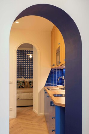 Interior - New Mediterranean-Style T2 -Greater Paris district (Malakoff)