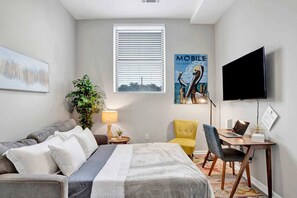 1 bedroom, desk, iron/ironing board, WiFi