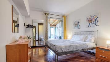 1 bedroom, iron/ironing board, travel crib, free WiFi