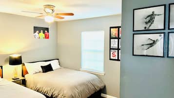 3 bedrooms, iron/ironing board, travel cot, WiFi