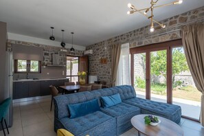 3 bedrooms - Villa Liatiko With Private Pool (Agios Vasileios)