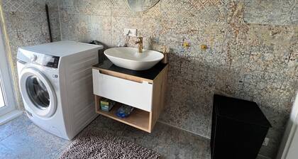 Delightful Studio with Balcony near Hockenheimring