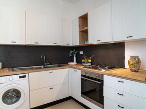 Oven