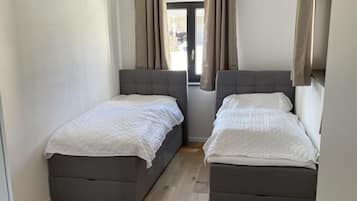 2 Schlafzimmer, Schreibtisch, kostenloses WLAN, Bettwäsche