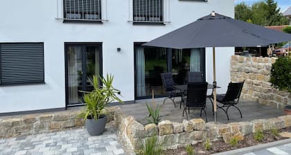 Ferienwohnung 'Fewo Matzing - Beim Gartner' mit Privatterrasse, Gemeinschaftsgarten und Wi-Fi