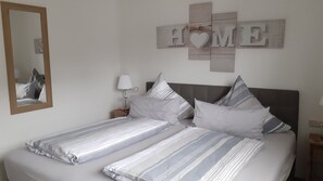 2 quartos, ferros/tábuas de passar roupa, Wi-Fi de cortesia