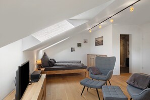 TV, stereo - Apartment 'Waldglück' with Wi-Fi (Feldberg (Schwarzwald))