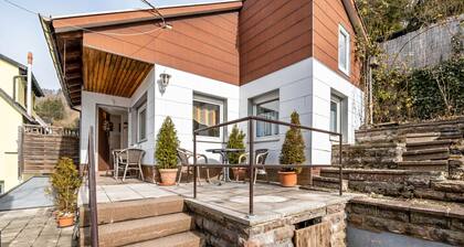 Einzimmerapartment 'Behrens-Reinke' mit privater Terrasse, Gemeinschaftsgarten und Wi-Fi
