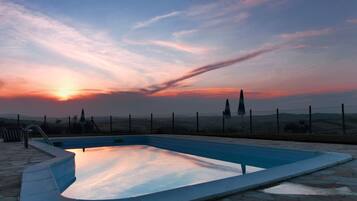 Apartment | Pool | Outdoor pool
