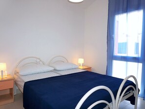 Apartment | 2 bedrooms - Apartment in Caorle Near Sandy Beaches (Caorle)