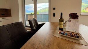 Óflokkuð mynd, 2 af 37, hnappur