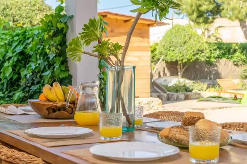 Sol I Vent - House In Cala Llombards. Free Wifi