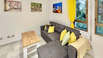 Apartment | Living area