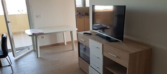 Apartment in Nevidane near White Mountains