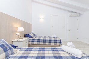2 bedrooms - Es Reco - House In Costitx. Free Wifi (Costitx, Illes Balears)