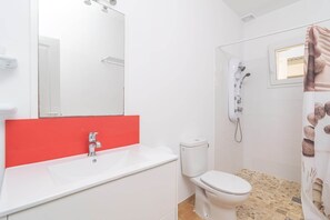 Bathroom - Ca Na Maria (dorant) - House (Son Serra De Marina, Illes Balears)