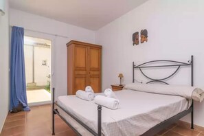 3 bedrooms - Ca Na Maria (dorant) - House (Son Serra De Marina, Illes Balears)
