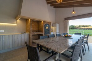 Outdoor dining - Son Gener (manacor) - Villa With Private Pool (Manacor, Illes Balears)