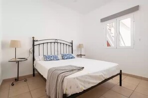 2 bedrooms
