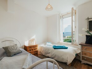 2 chambres, accès à Internet