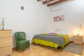 3 bedrooms - Cas Decu - House In Fornalutx. Free Wifi (, Illes Balears)