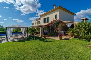 Outdoor dining - Can Rius - Villa With Private Pool In Muro (Muro, Illes Balears)