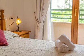 3 bedrooms, iron/ironing board