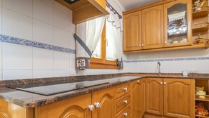 Private kitchen - Els Pins (port D'alcÚdia) - House With Free Wifi (Puerto De Alcudia, Illes Balears)