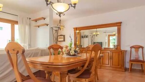 Dining - Els Pins (port D'alcÚdia) - House With Free Wifi (Puerto De Alcudia, Illes Balears)