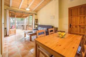 Interior - Can Fus - Apartment In Campos. Free Wifi (Campos, Illes Balears)