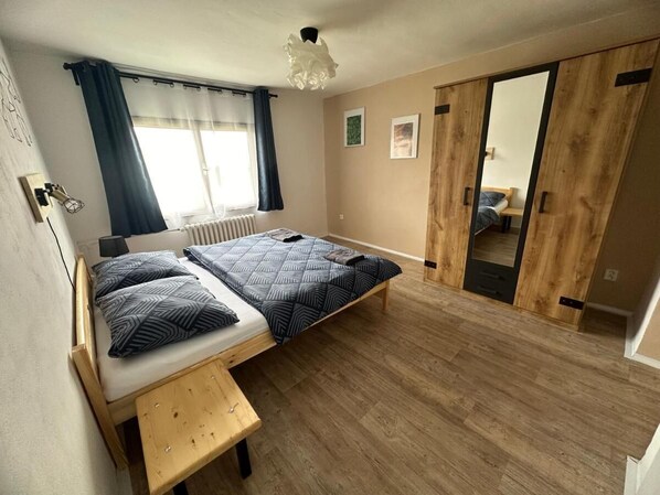 6 bedrooms, WiFi