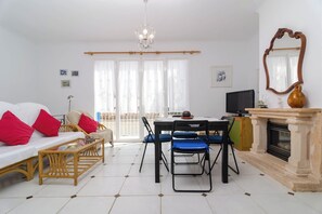 Living area - Cas Faroler - House In Portocolom. Free Wifi (Portocolom , Illes Balears)